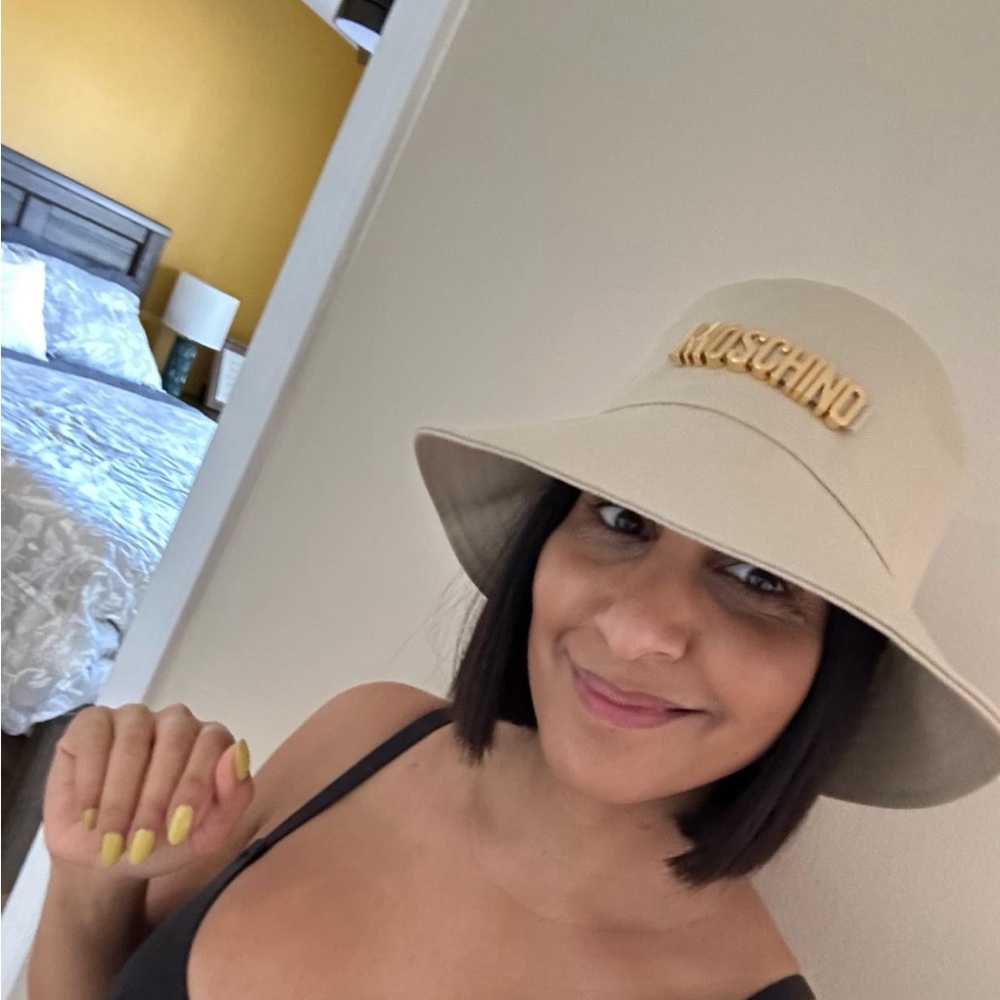 MOSCHINO logo bucket hat